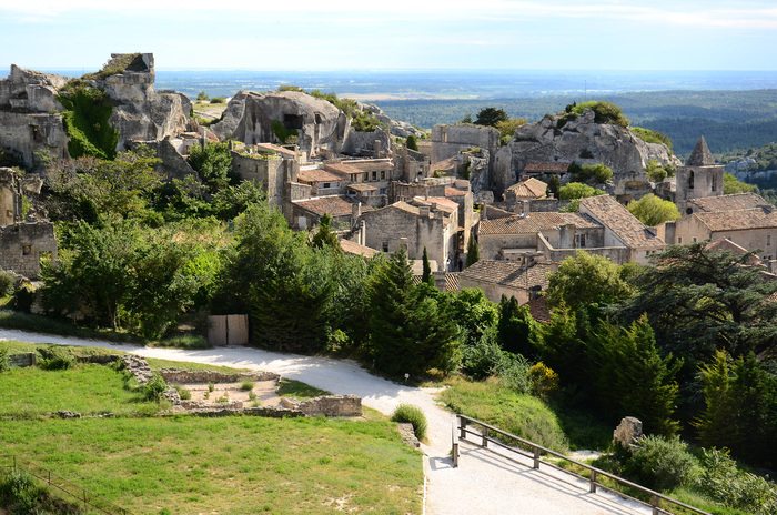 Les Baux-de-Provence et ses besoins de rénovation en plomberie et chauffage